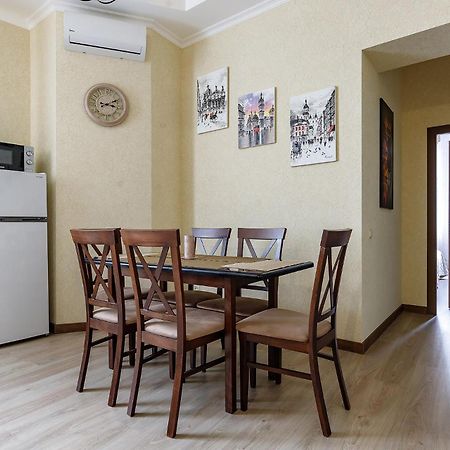 Historic Apartment Sofia In The Old Town Lemberg Exterior foto
